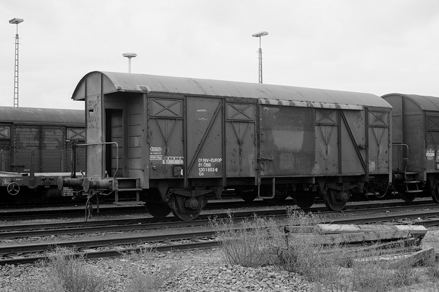 173607